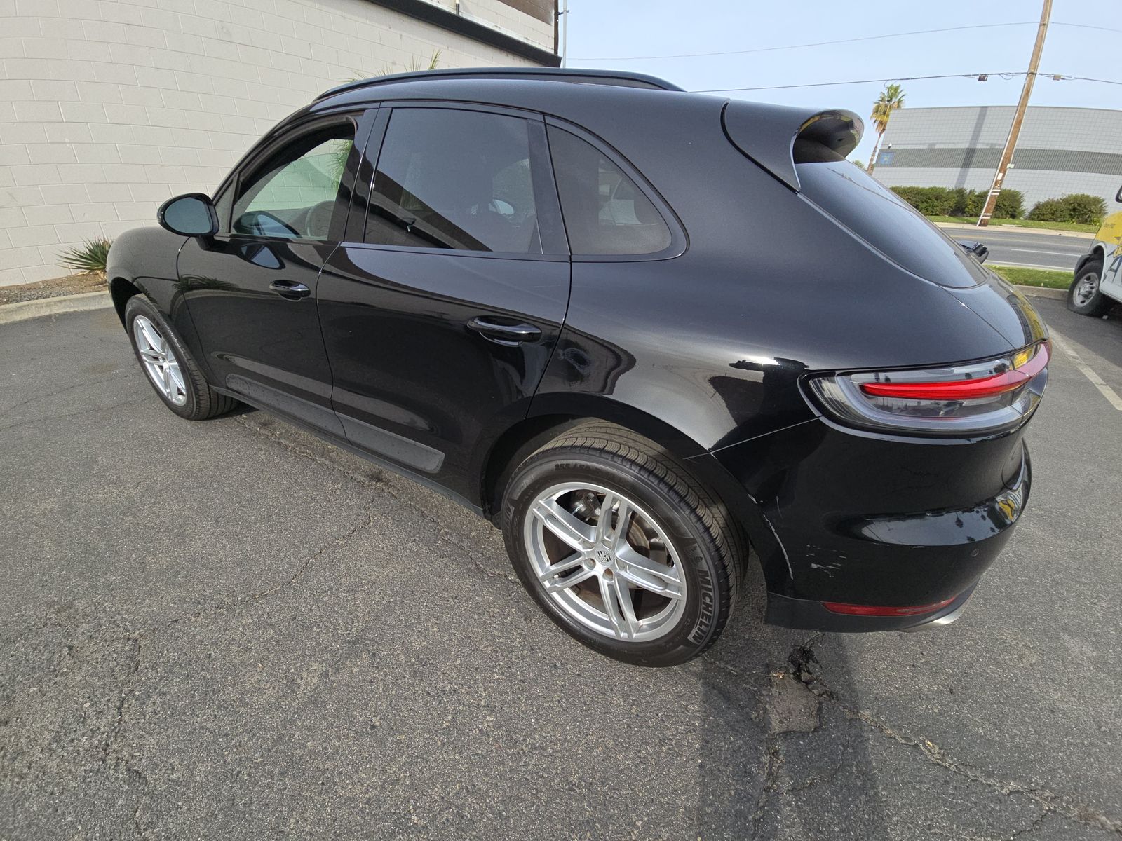 2019 Porsche Macan Base AWD