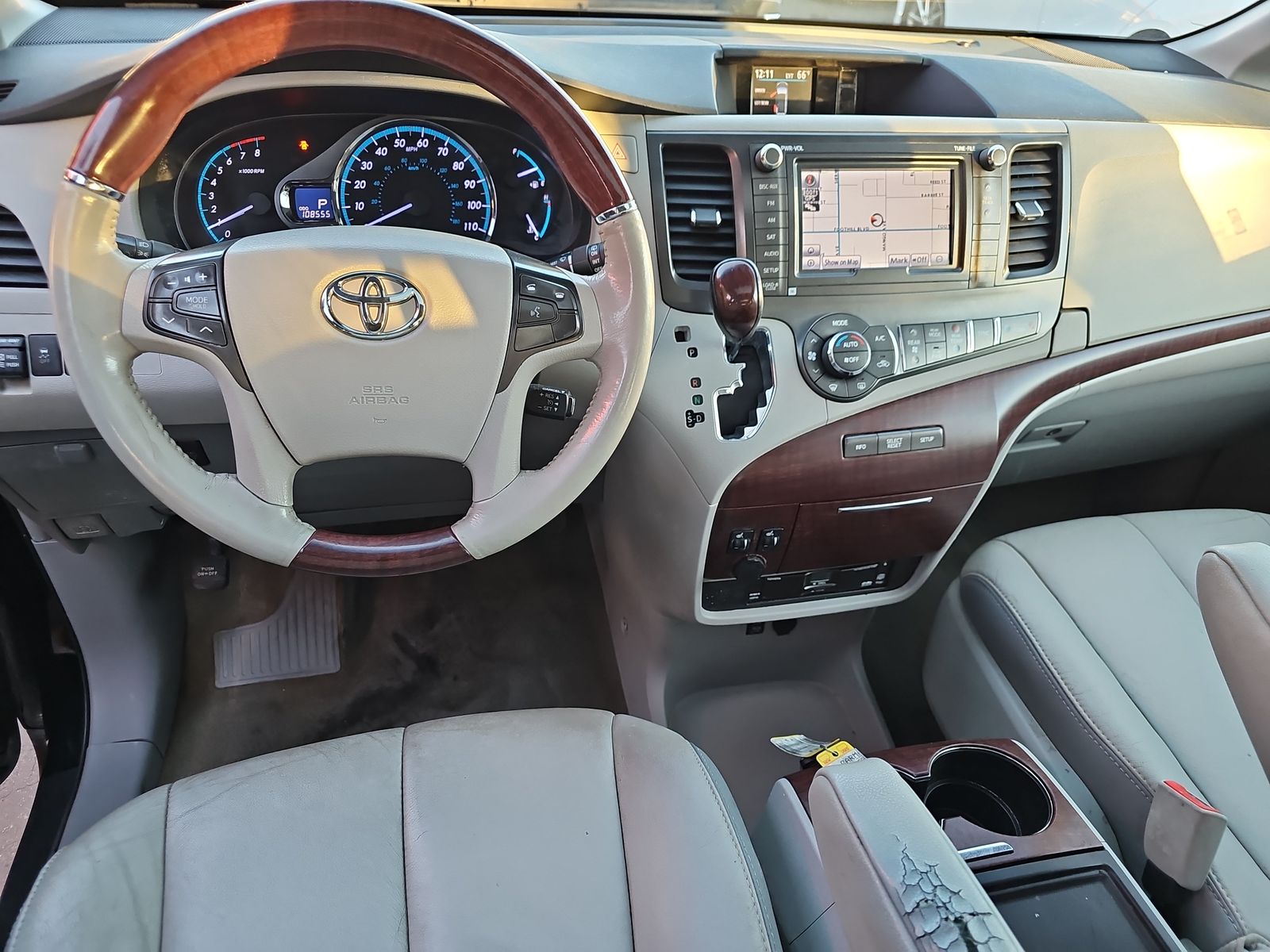 2014 Toyota Sienna Limited FWD