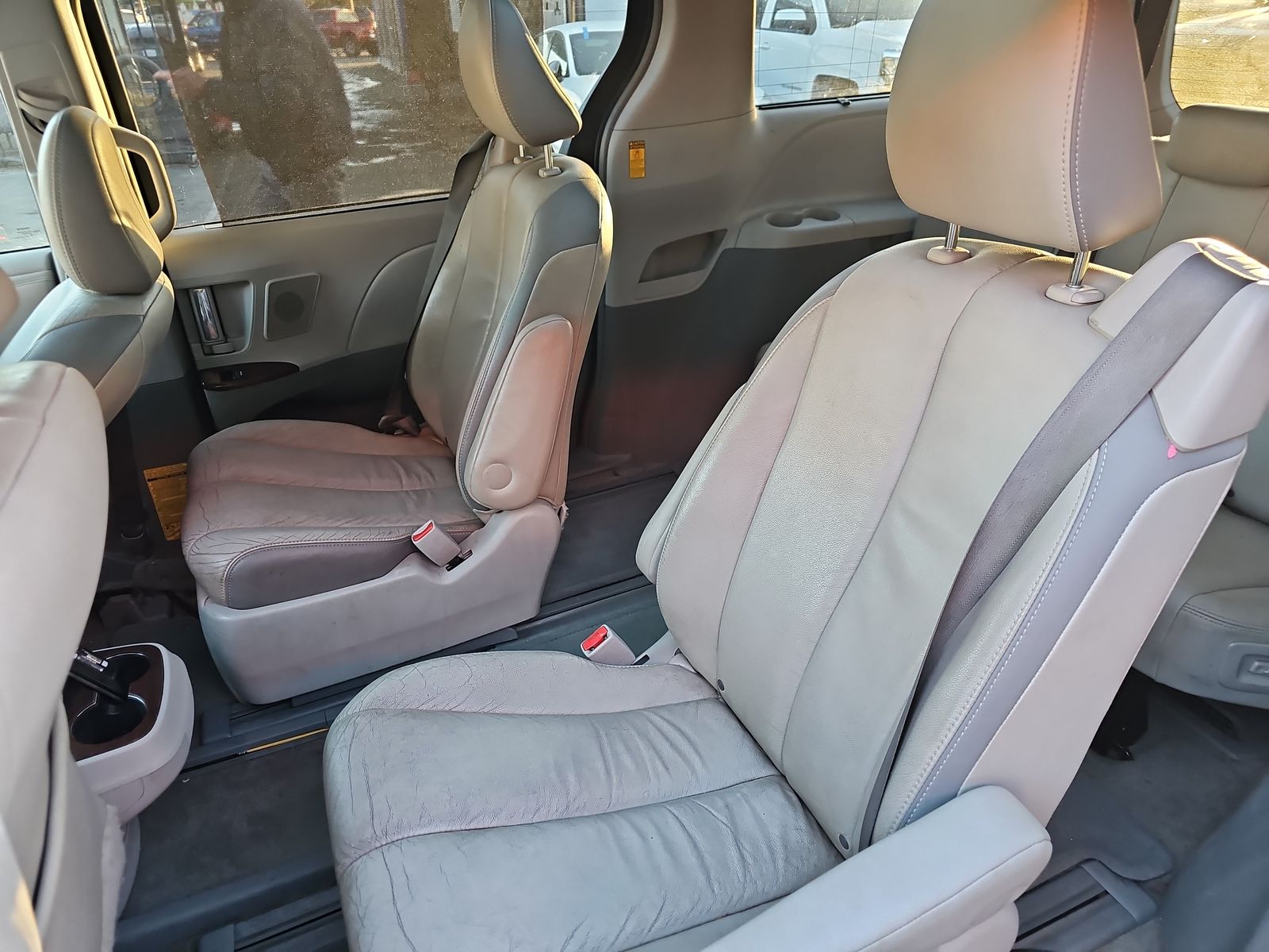 2014 Toyota Sienna Limited FWD