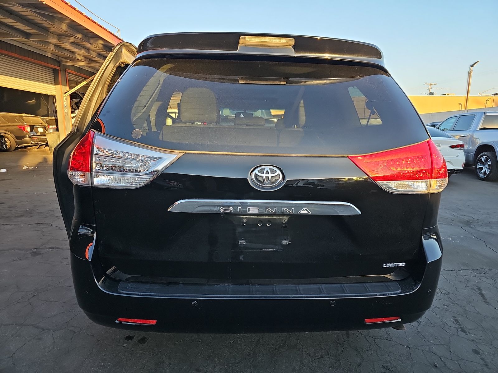 2014 Toyota Sienna Limited FWD