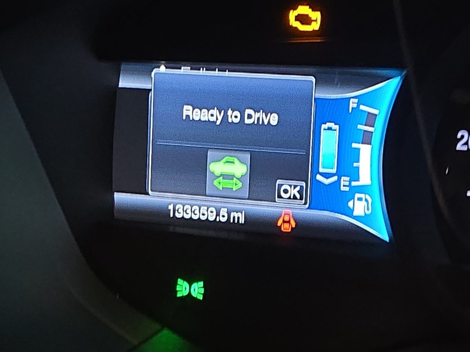 2014 Ford Fusion Hybrid Titanium FWD