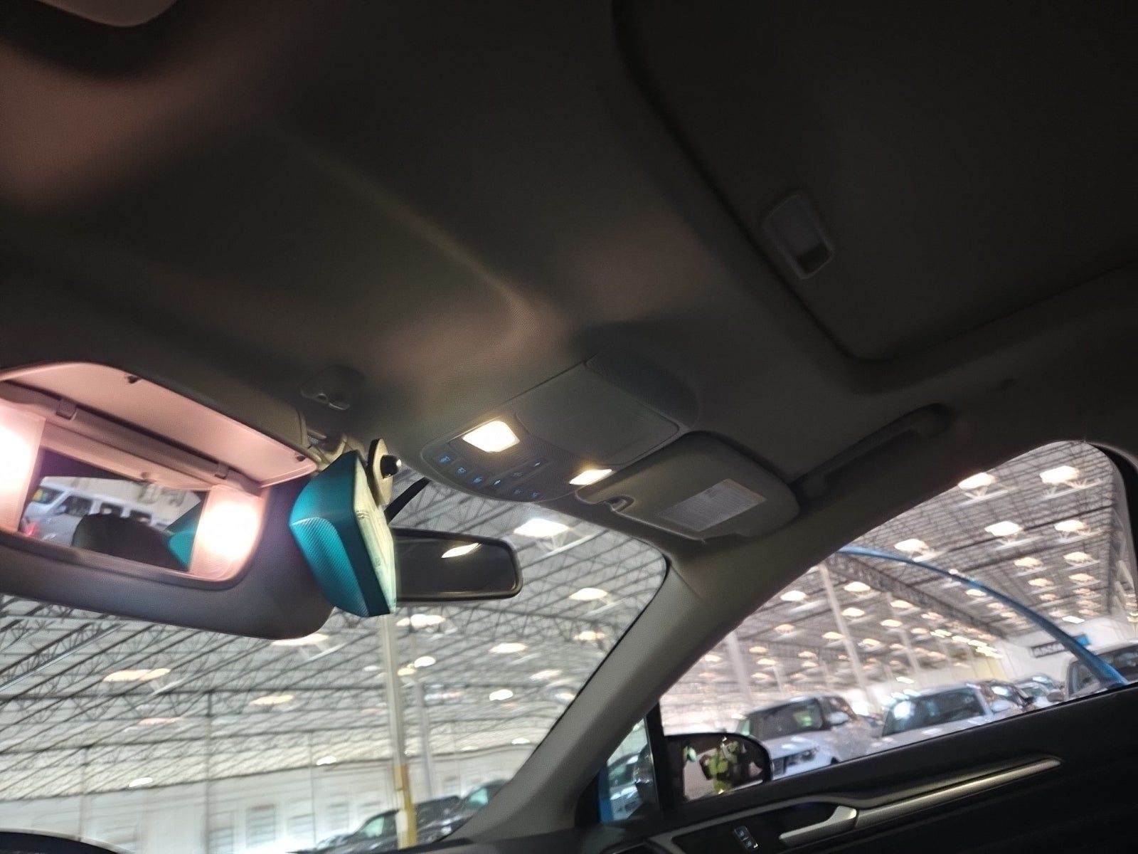 2014 Ford Fusion Hybrid Titanium FWD