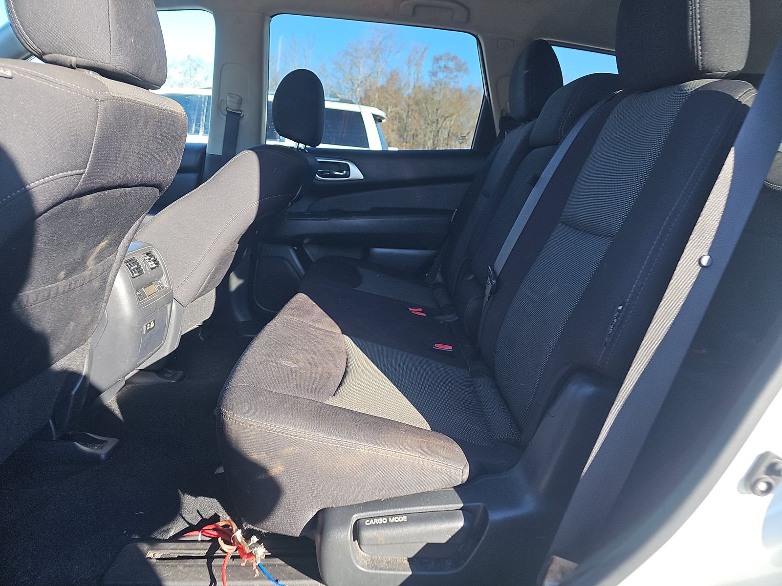 2019 Nissan Pathfinder SV FWD