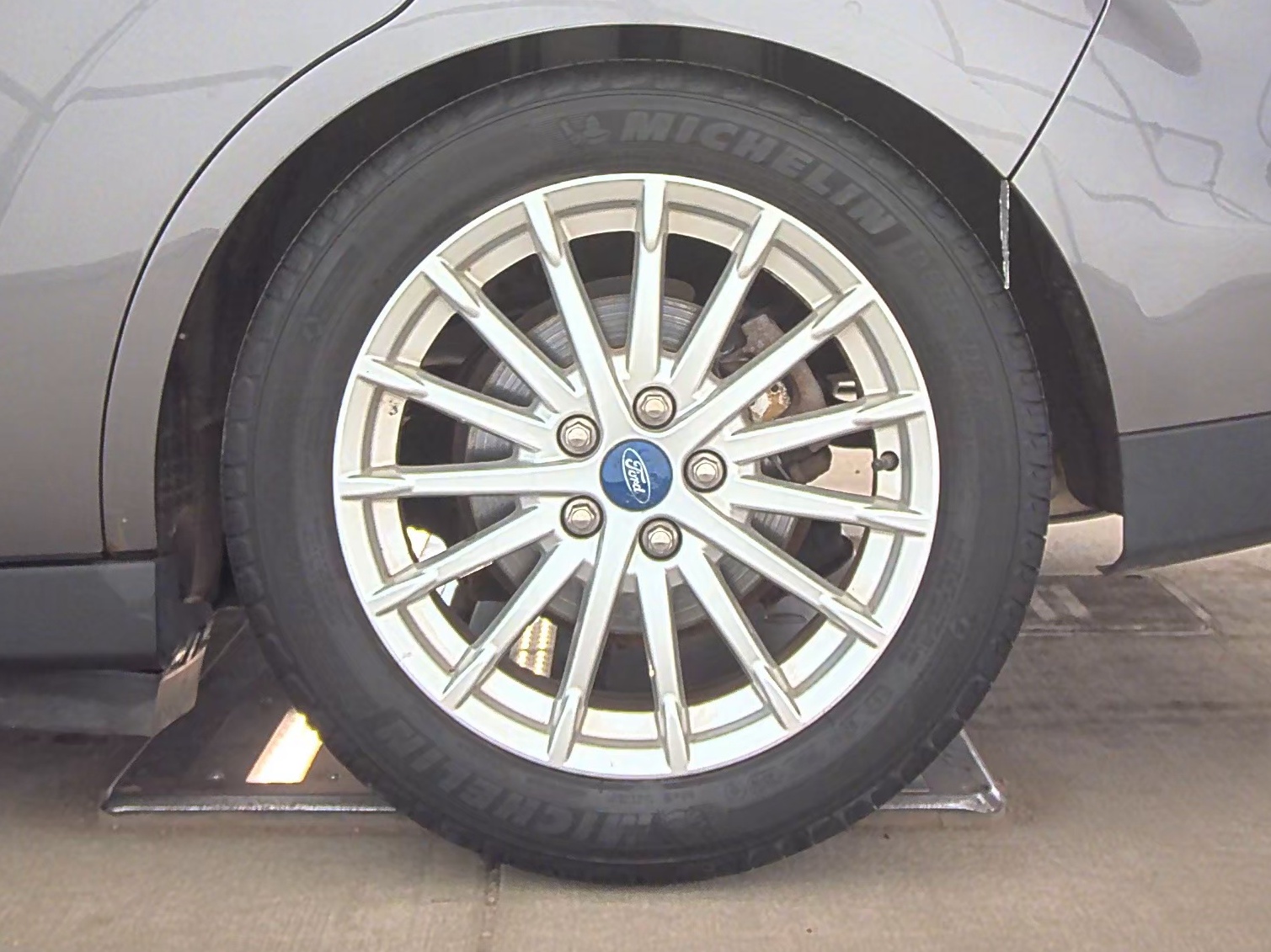 2014 Ford C-MAX Hybrid SE FWD