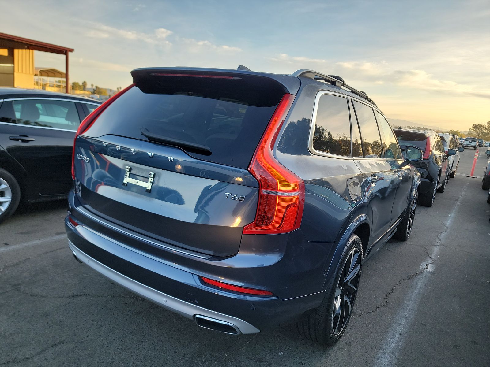 2019 Volvo XC90 T6 Momentum AWD