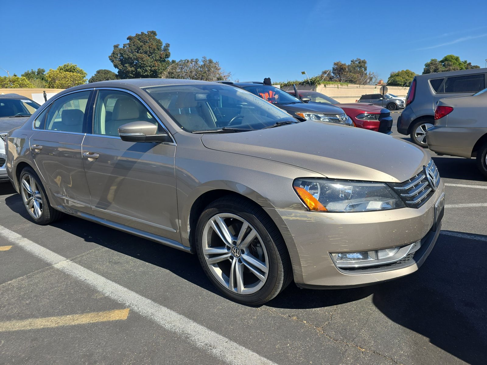 2015 Volkswagen Passat 1.8T SEL Premium FWD