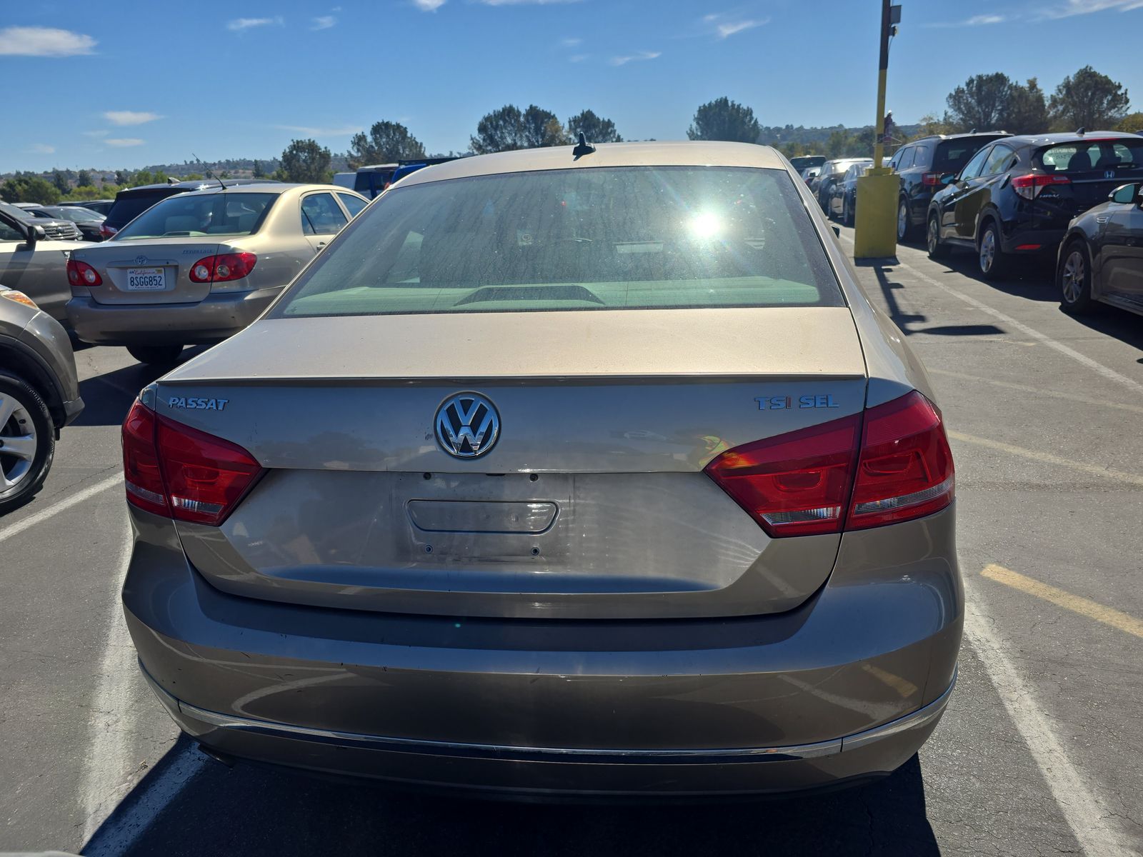 2015 Volkswagen Passat 1.8T SEL Premium FWD