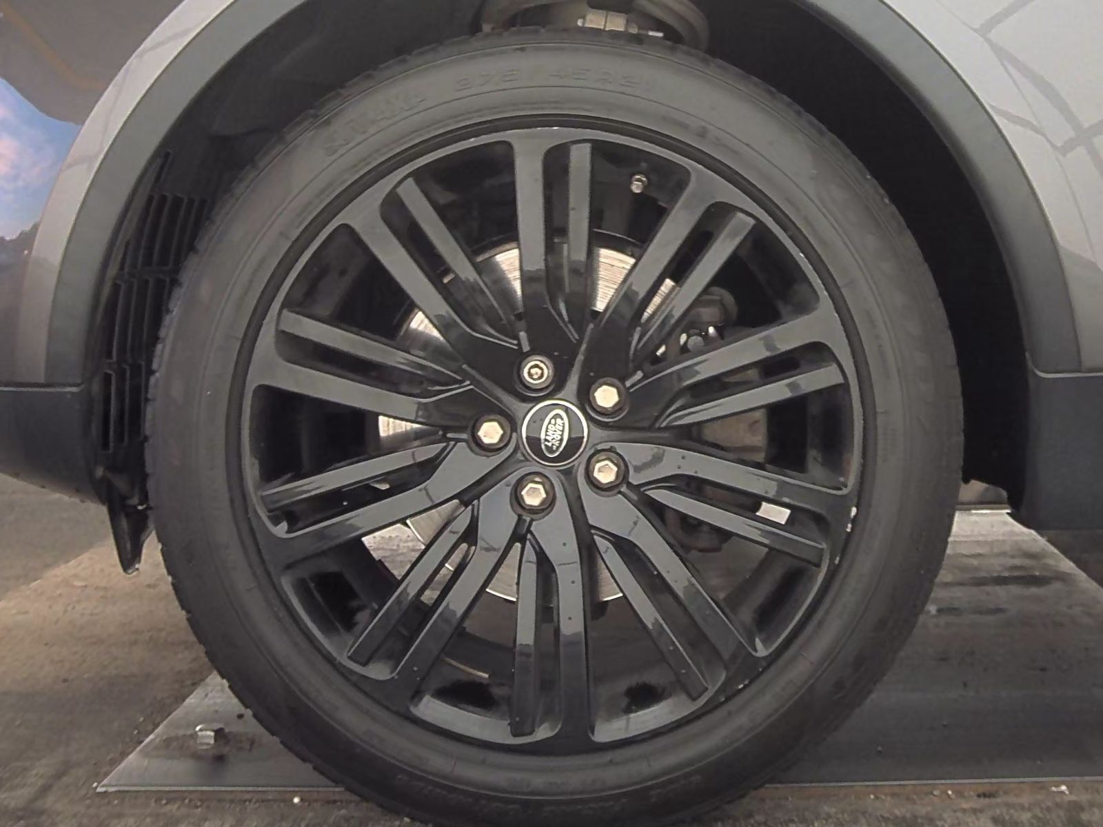 2017 Land Rover Discovery HSE AWD