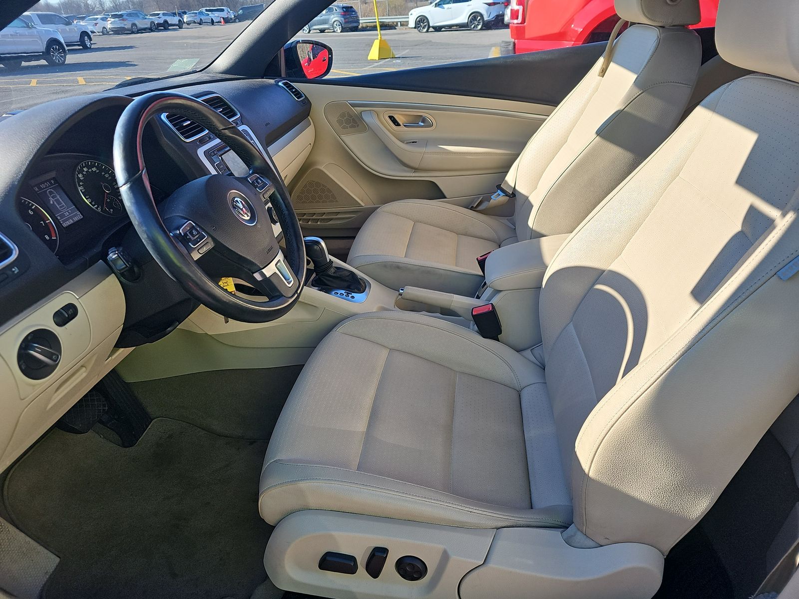 2016 Volkswagen Eos 2.0T Komfort FWD