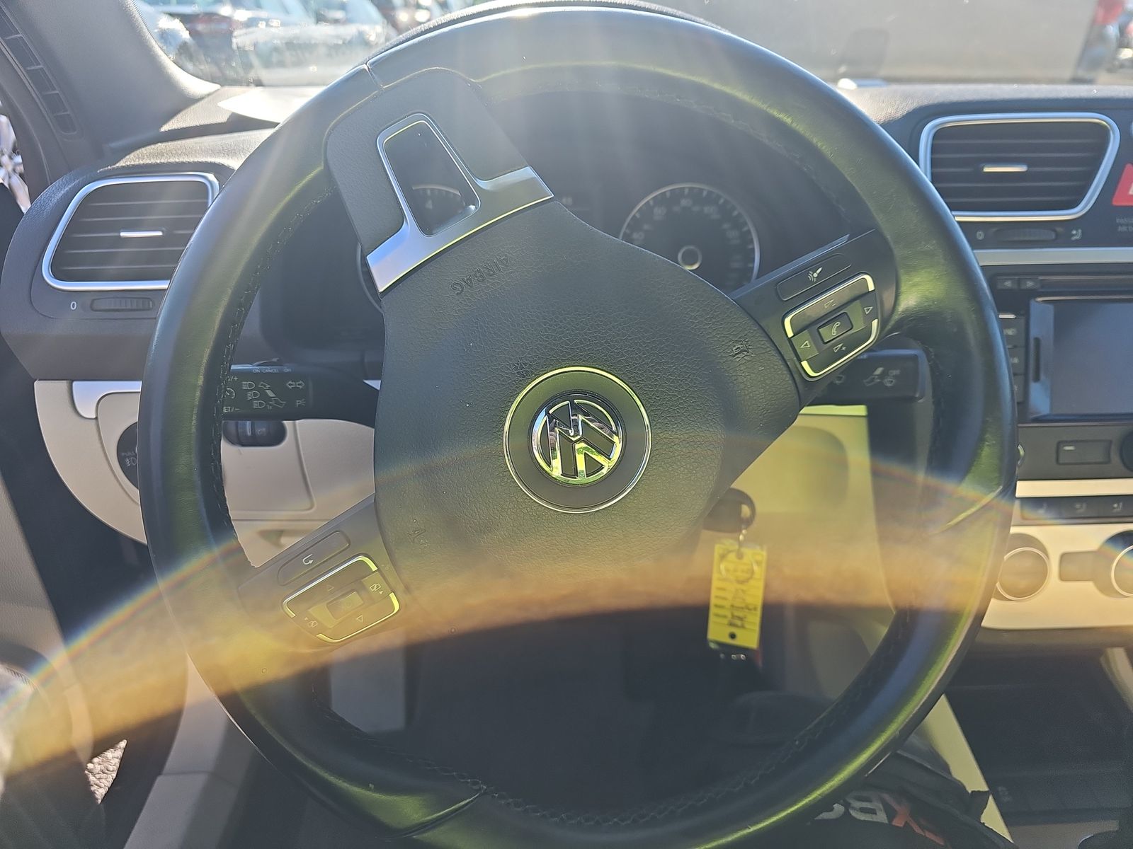 2016 Volkswagen Eos 2.0T Komfort FWD