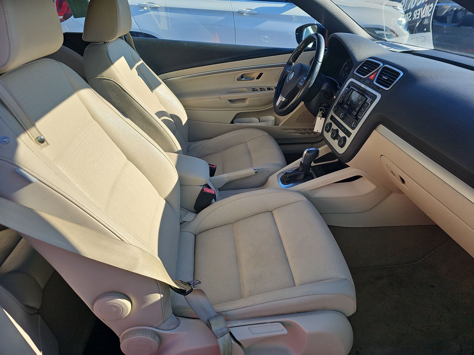 2016 Volkswagen Eos 2.0T Komfort FWD