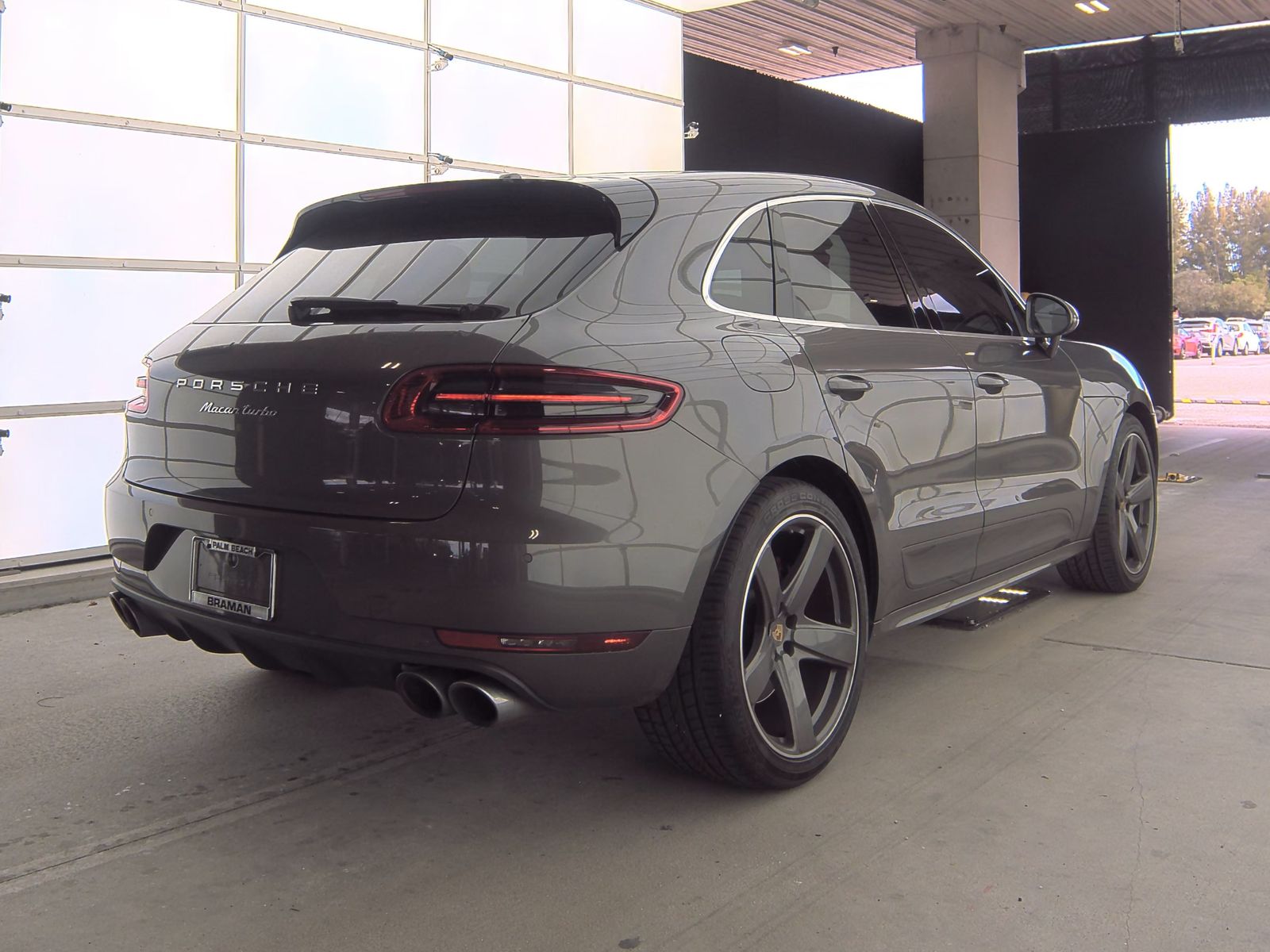 2016 Porsche Macan Turbo AWD