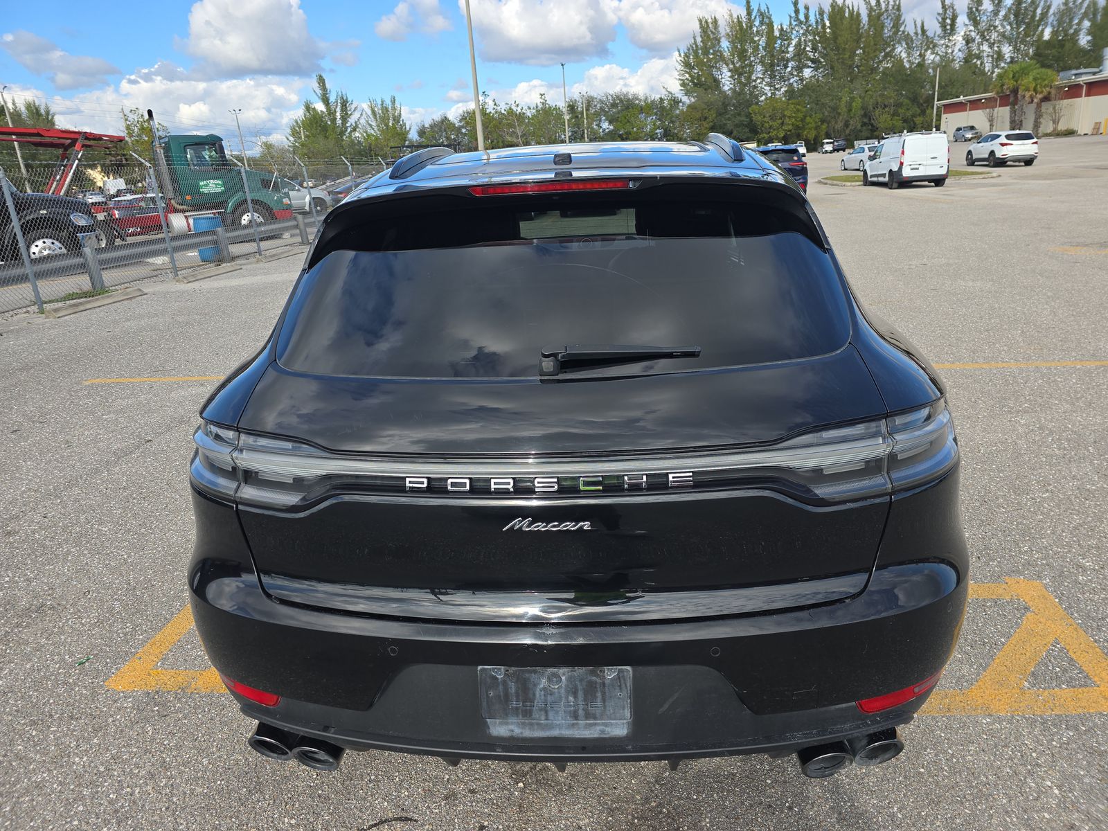 2019 Porsche Macan Base AWD