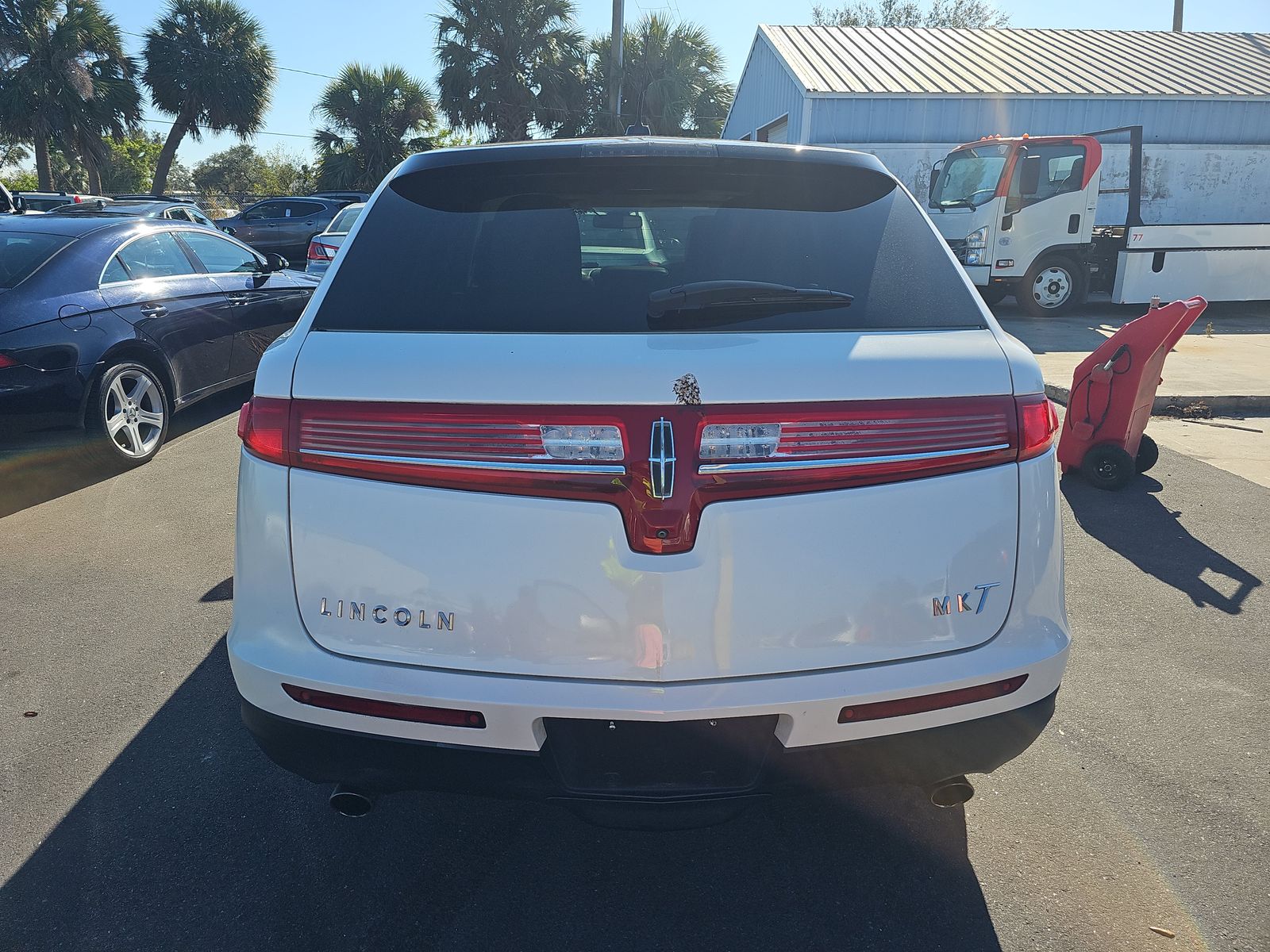 2018 Lincoln MKT Reserve AWD