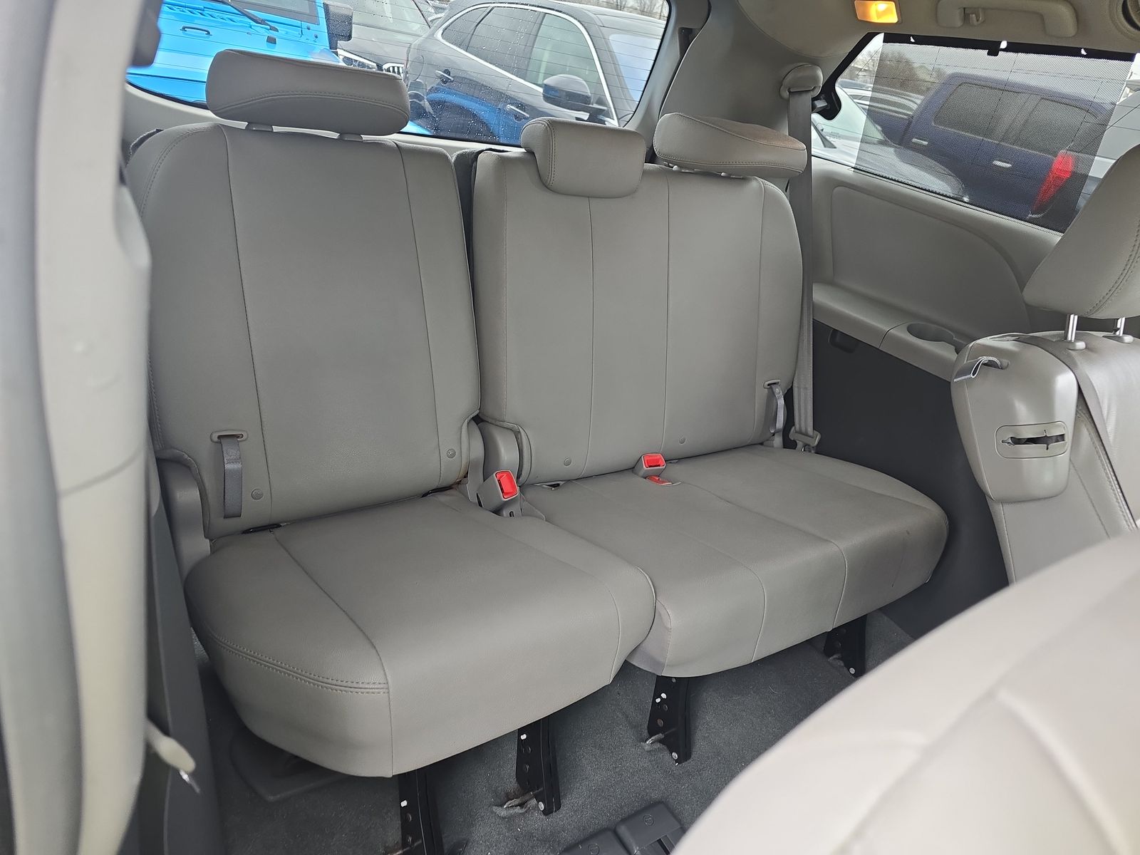 2017 Toyota Sienna XLE FWD