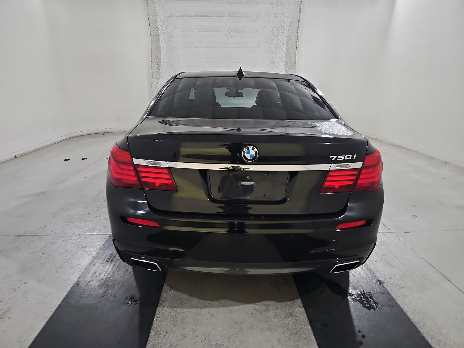 2015 BMW 7 Series 750i RWD