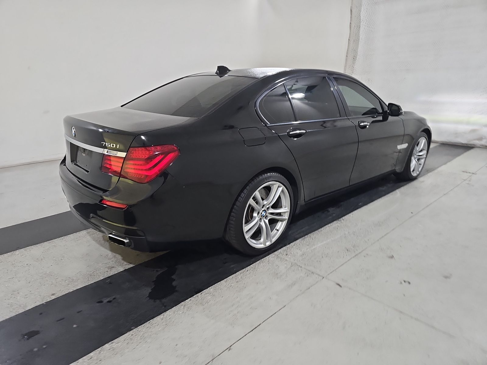 2015 BMW 7 Series 750i RWD