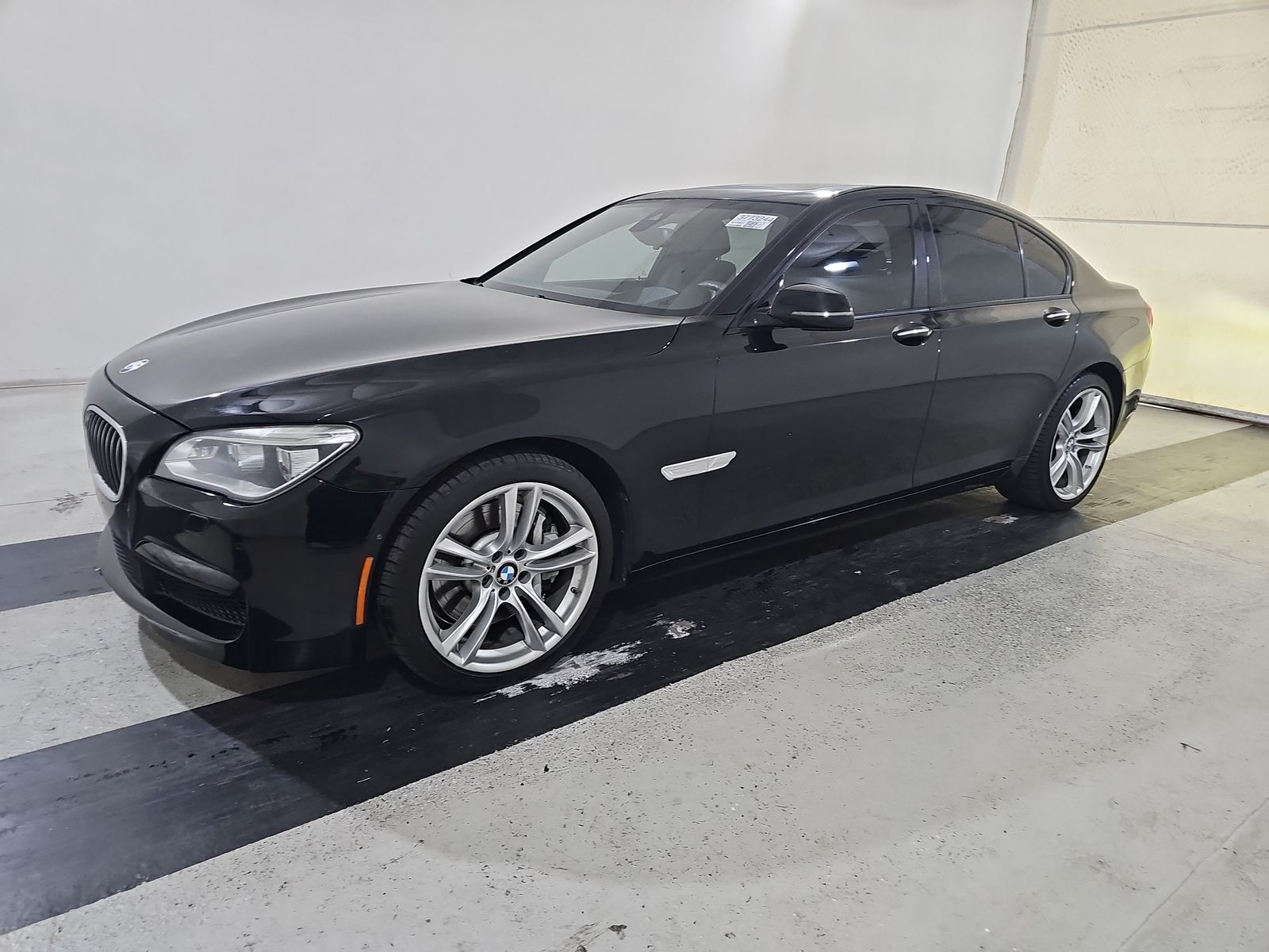 2015 BMW 7 Series 750i RWD