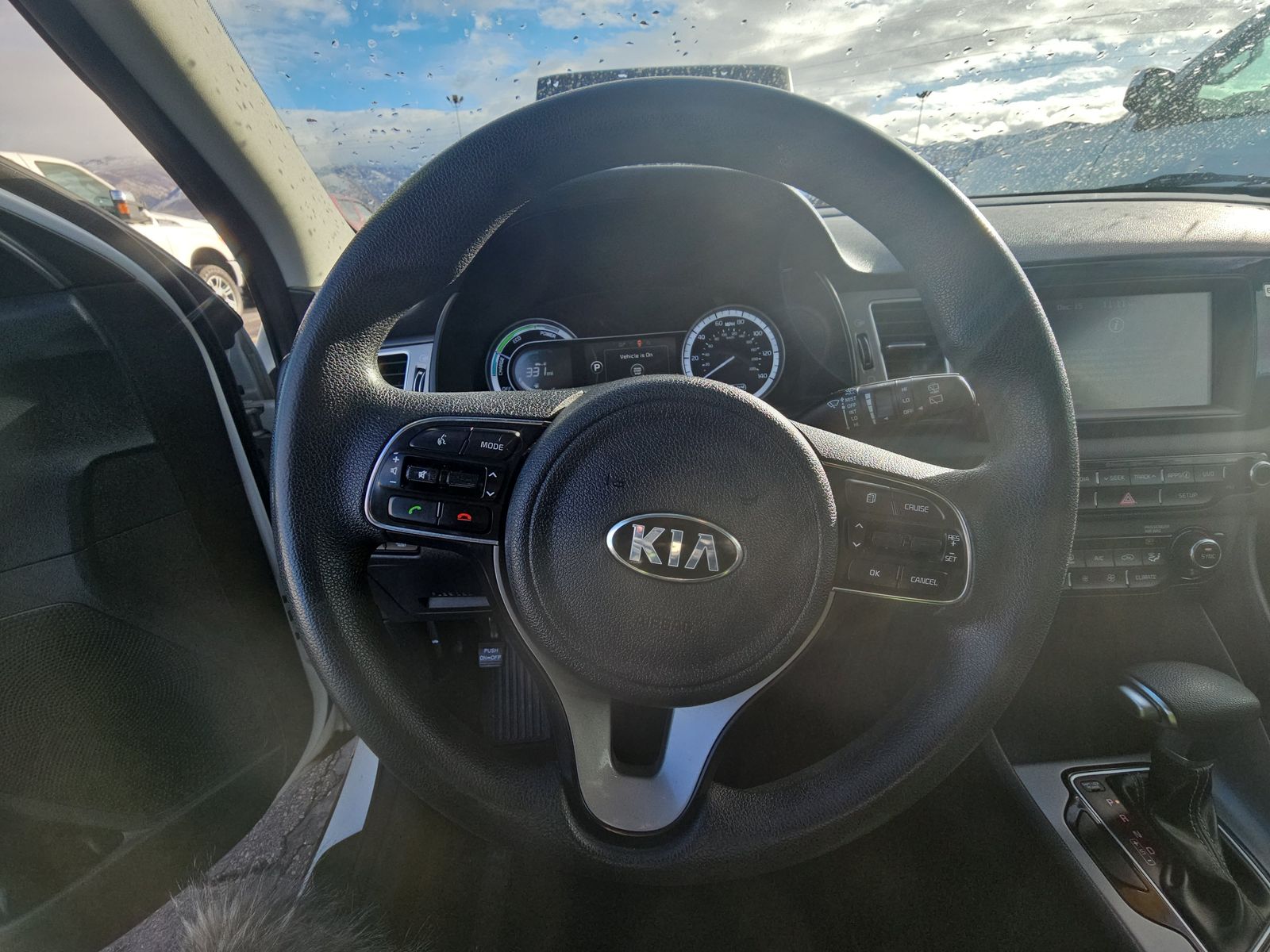 2017 Kia Niro LX FWD