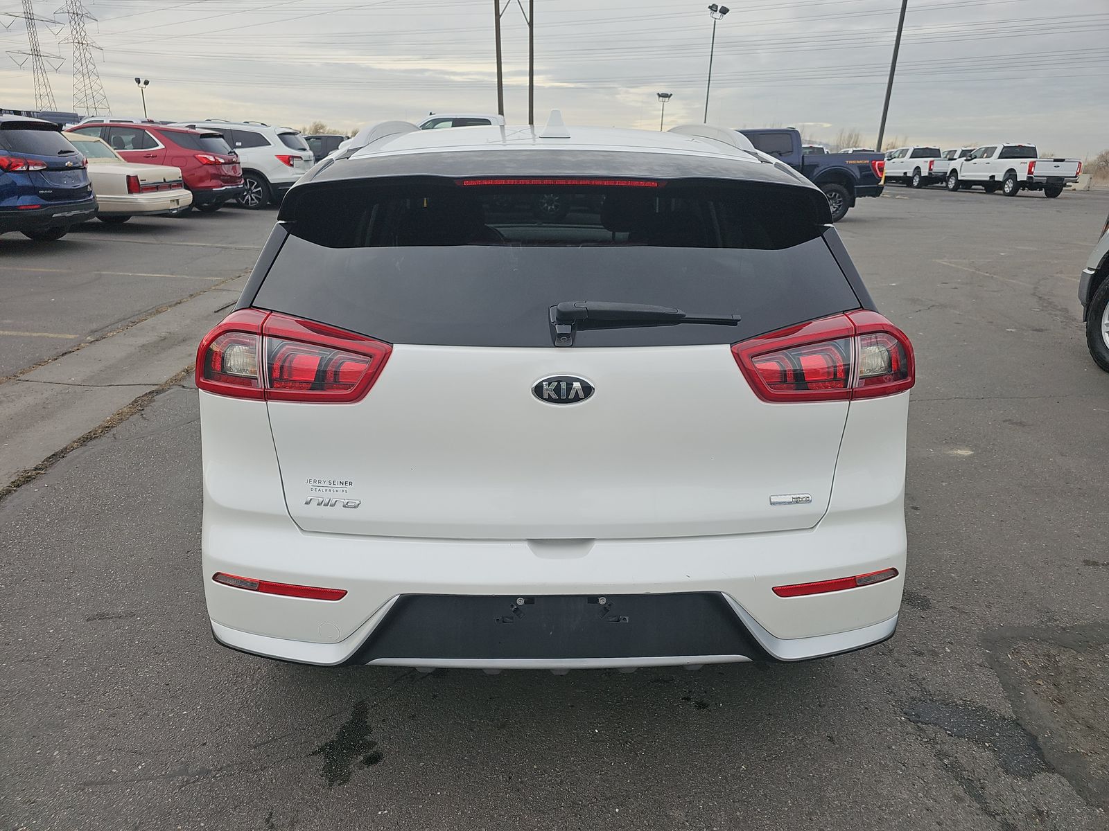 2017 Kia Niro LX FWD