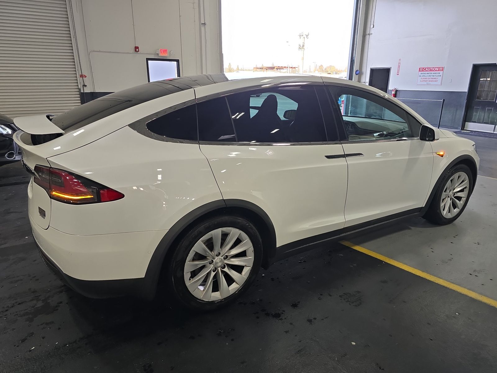 2016 Tesla Model X 75D AWD