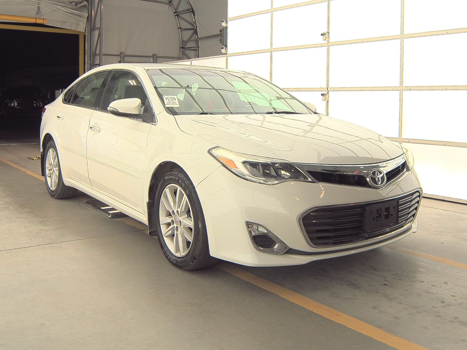 2015 Toyota Avalon XLE FWD