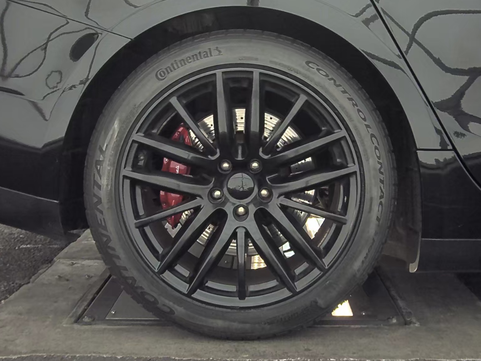 2014 Maserati Ghibli S Q4 AWD