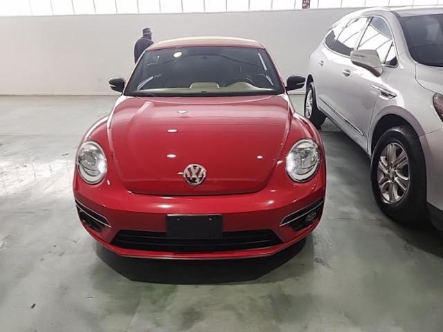 2014 Volkswagen Beetle 2.0T R-Line FWD