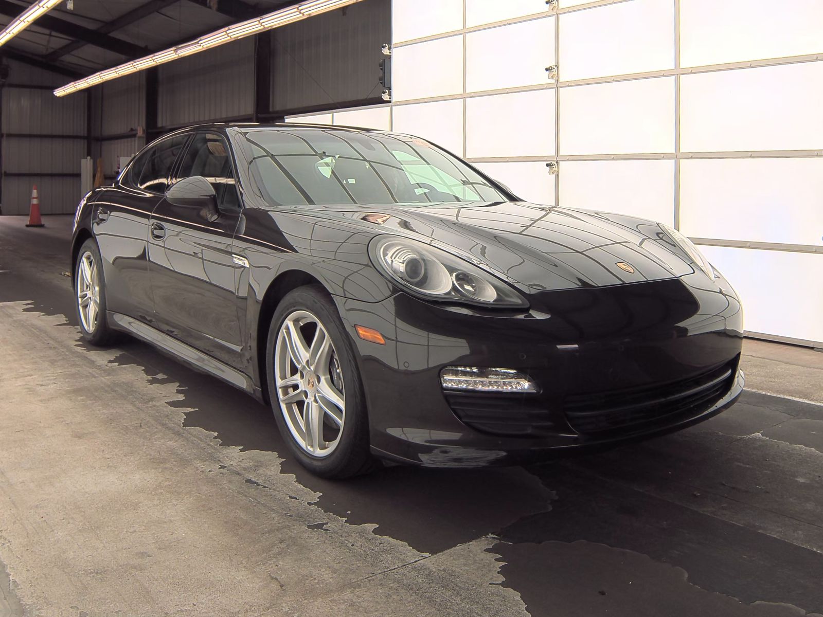 2011 Porsche Panamera Base RWD