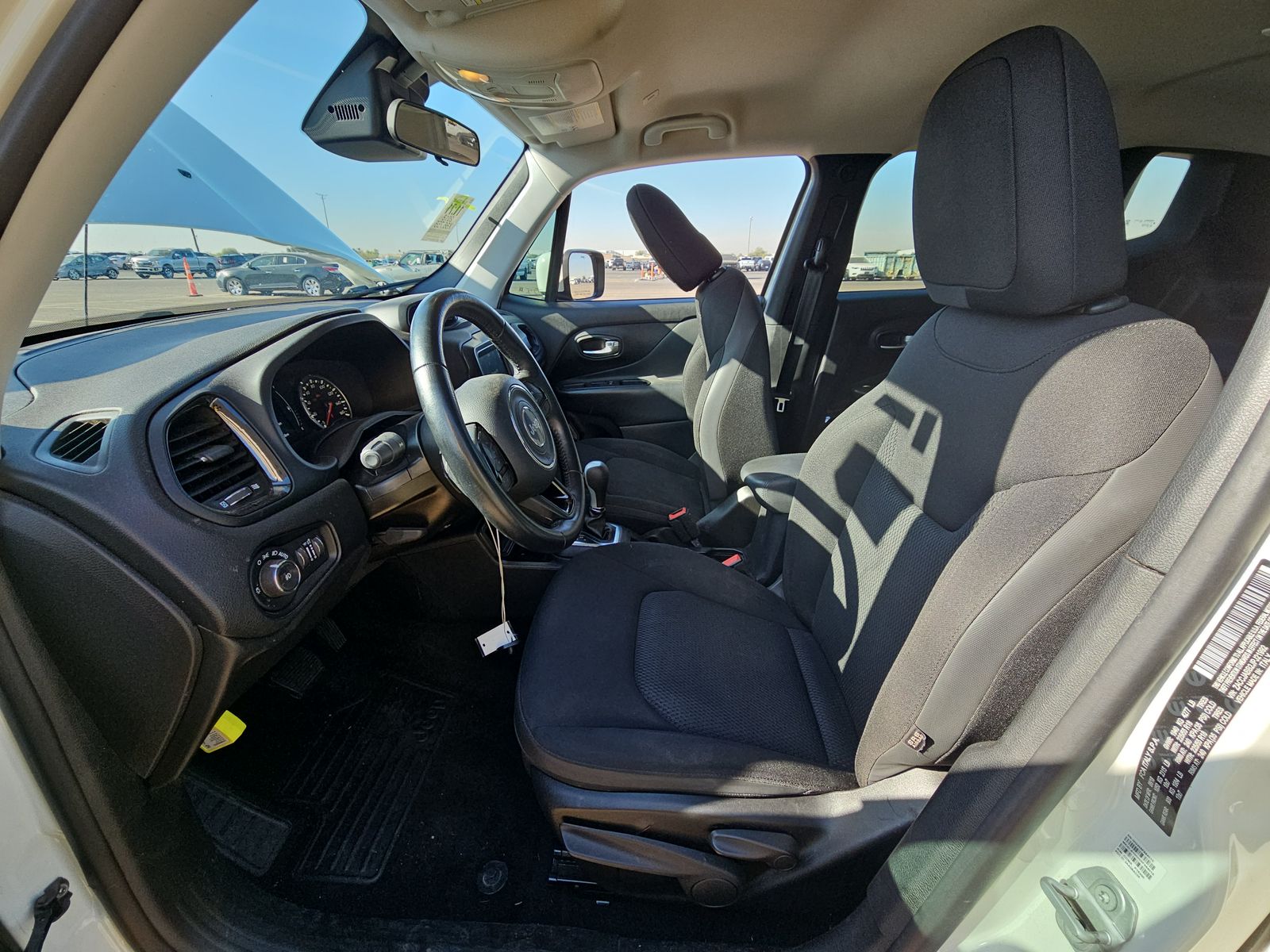 2018 Jeep Renegade Latitude Altitude Edition FWD