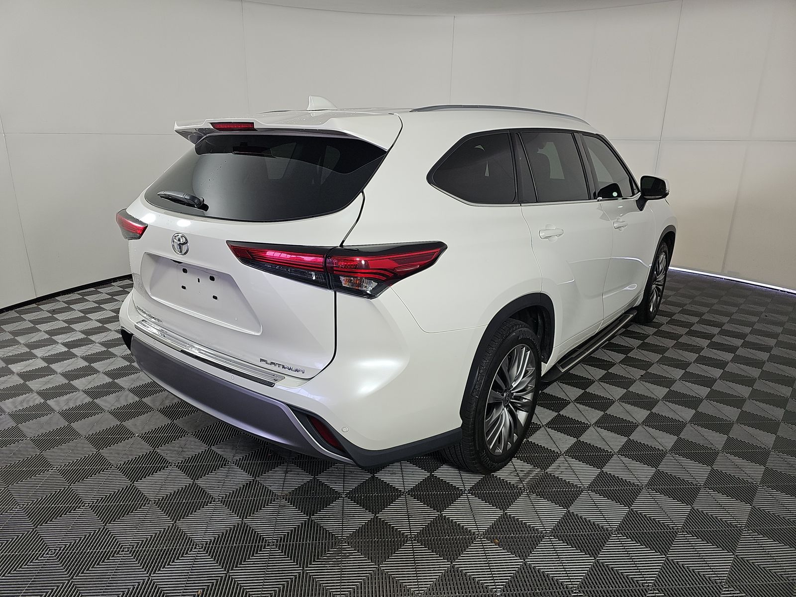 2021 Toyota Highlander Platinum FWD