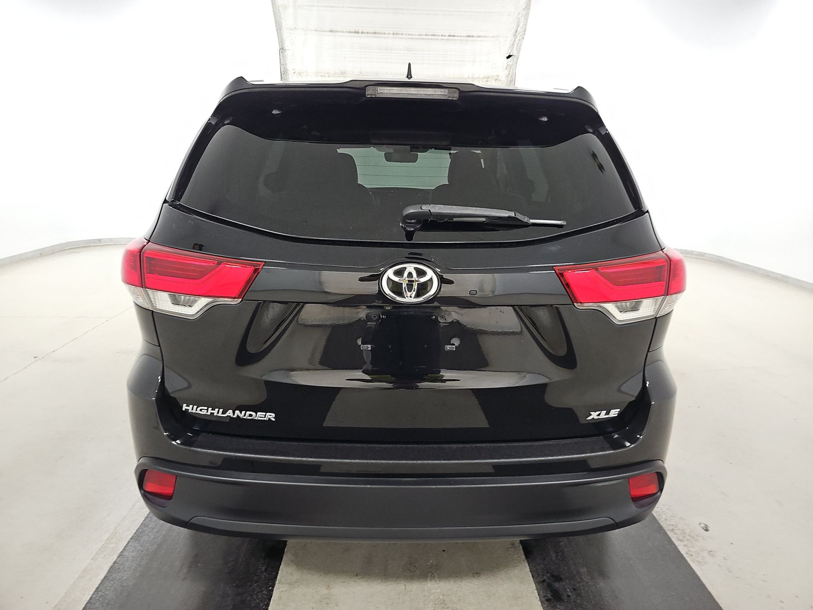 2018 Toyota Highlander XLE FWD