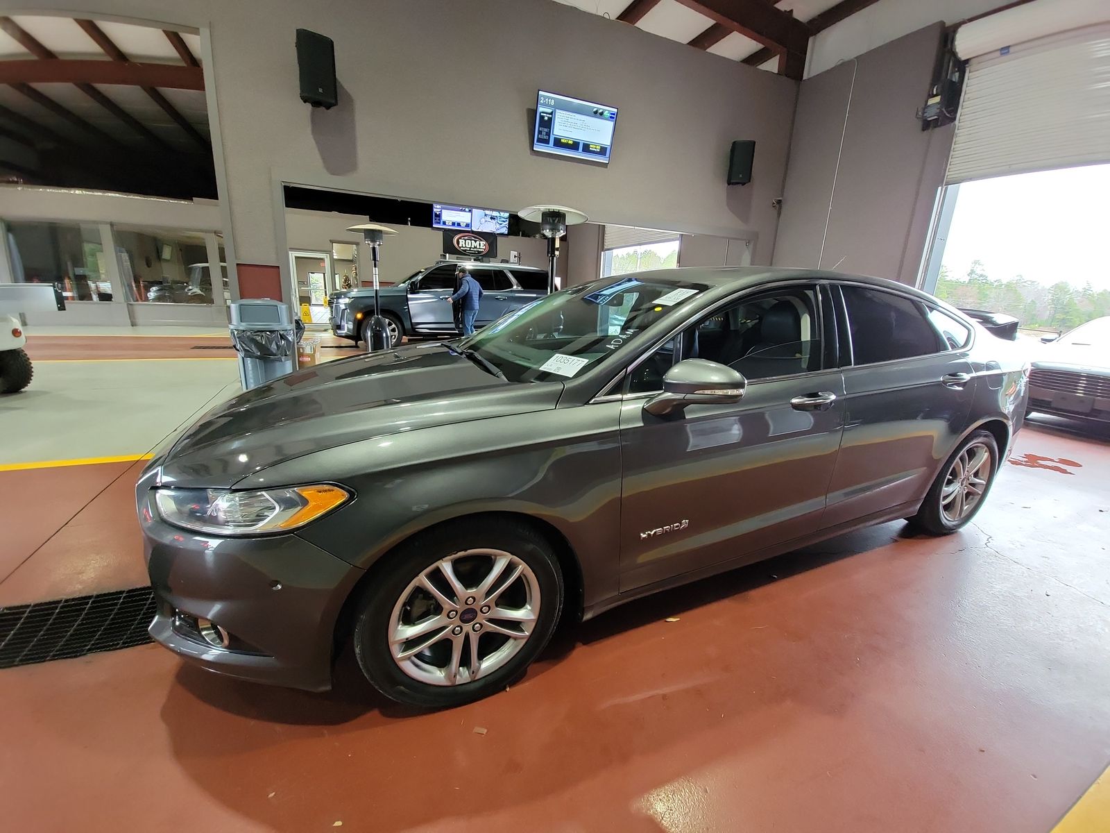 2016 Ford Fusion Hybrid Titanium FWD