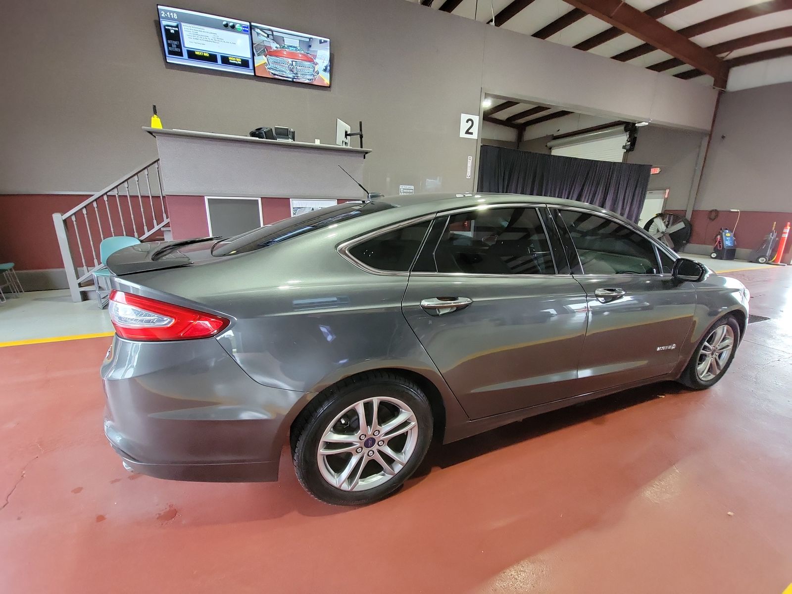 2016 Ford Fusion Hybrid Titanium FWD