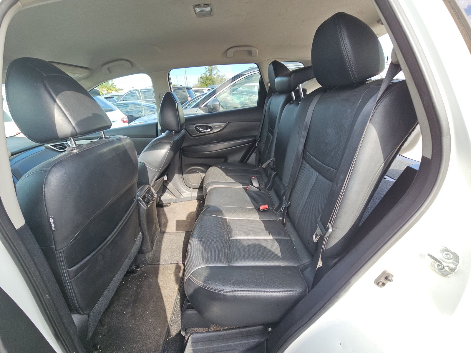 2014 Nissan Rogue SL FWD