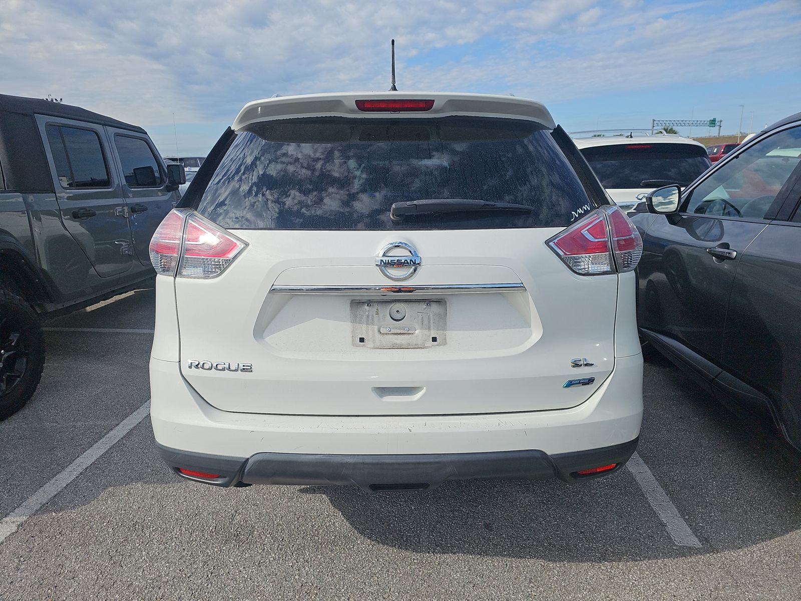2014 Nissan Rogue SL FWD
