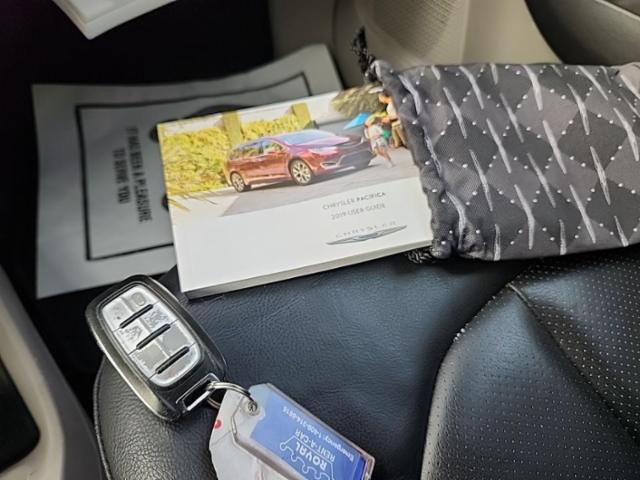 2019 Chrysler Pacifica Touring L FWD