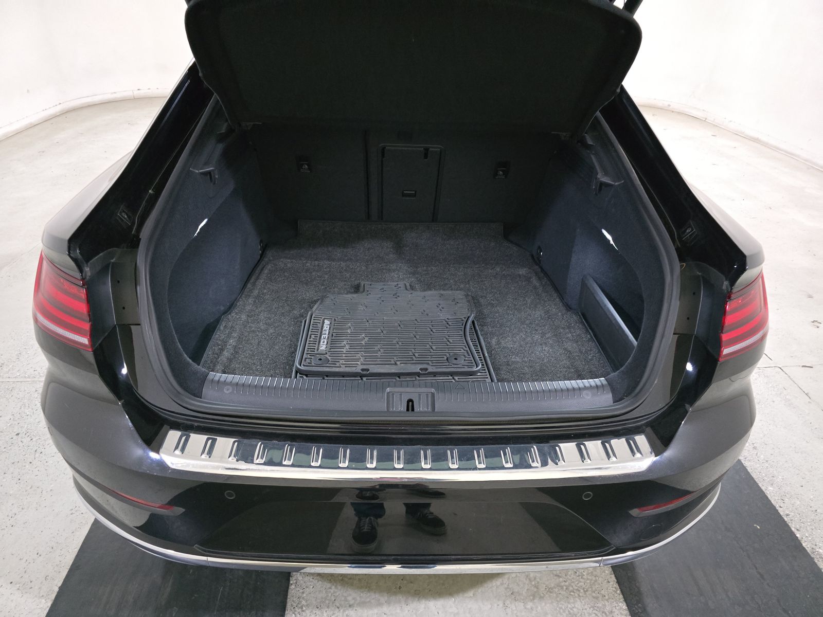 2023 Volkswagen Arteon SEL Premium R-Line AWD