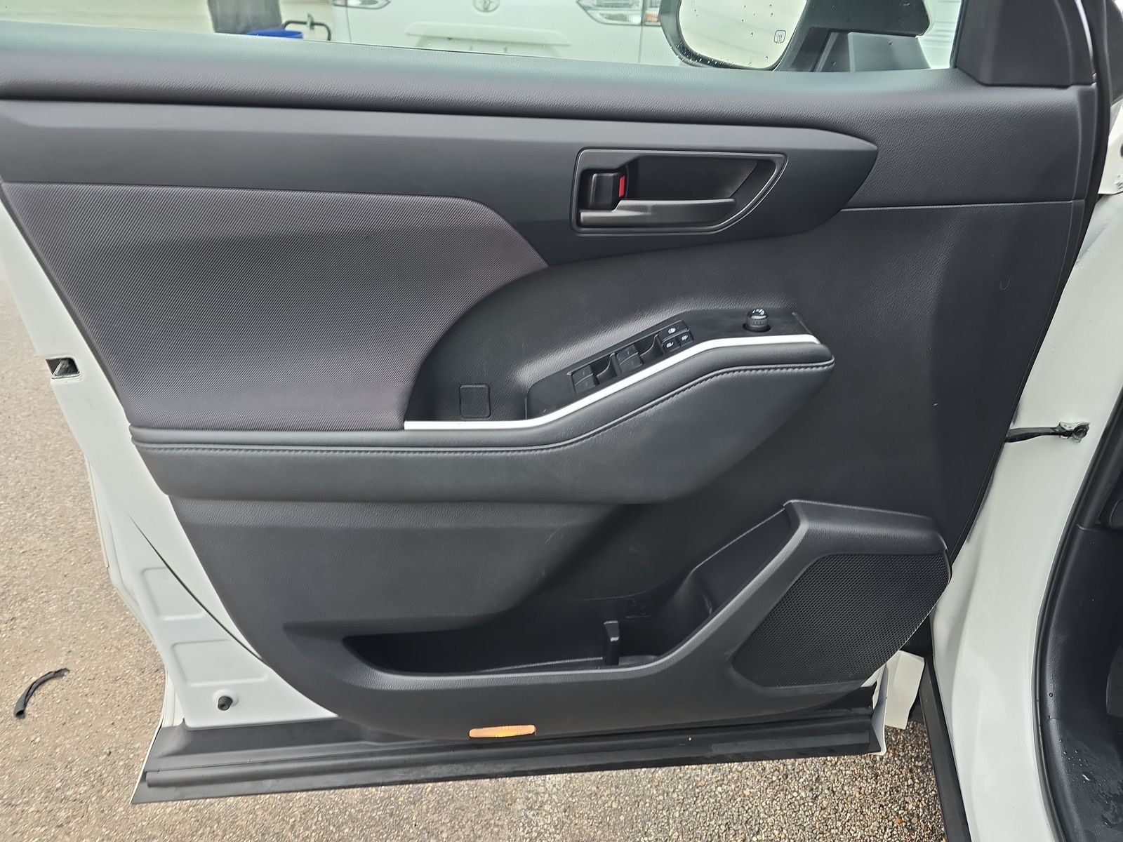 2021 Toyota Highlander Hybrid LE AWD