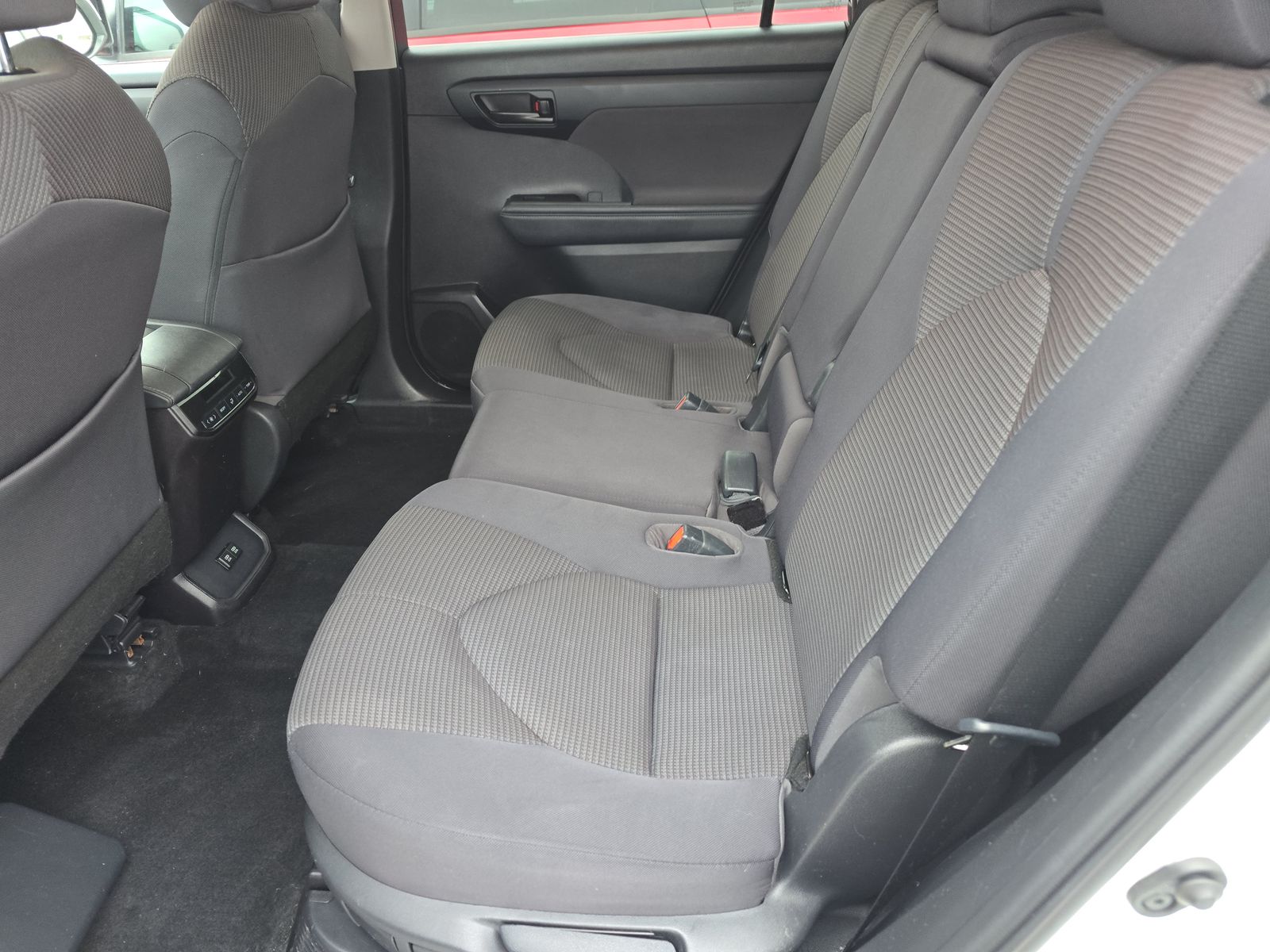 2021 Toyota Highlander Hybrid LE AWD