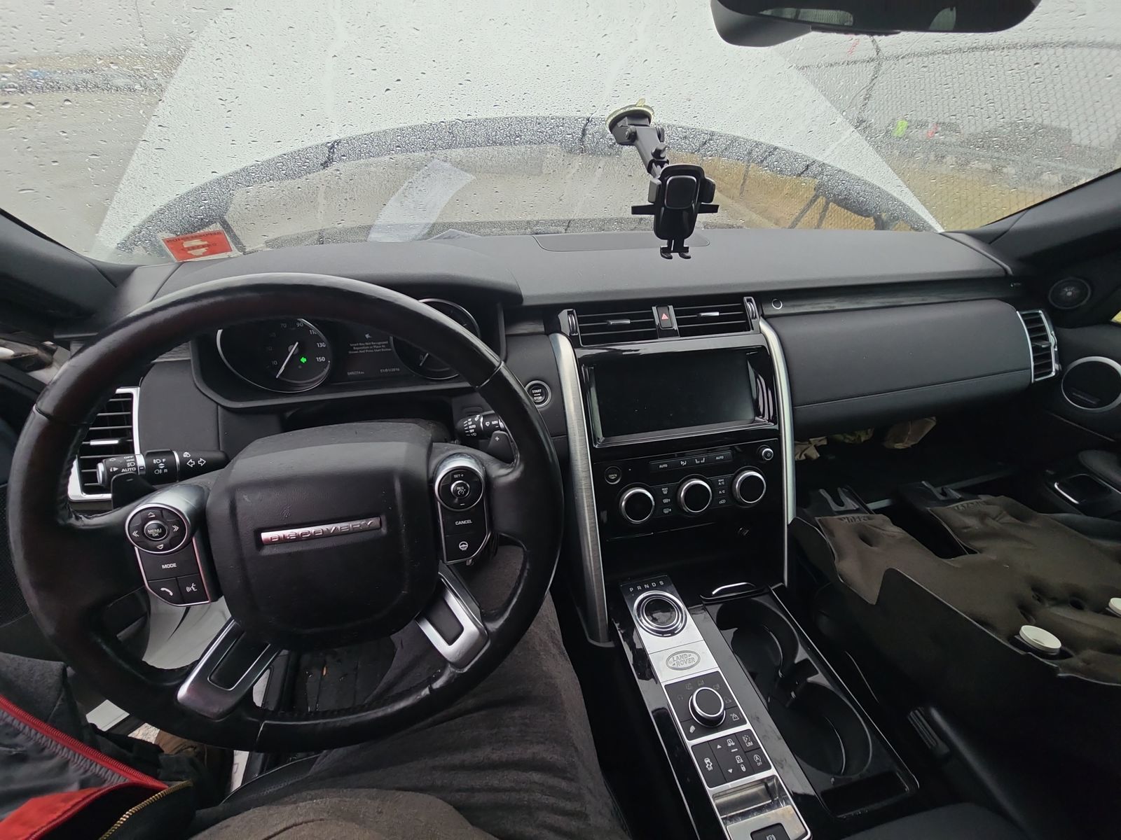 2017 Land Rover Discovery HSE AWD