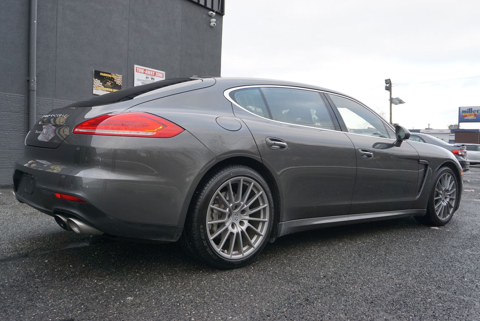 2014 Porsche Panamera 4S Executive AWD