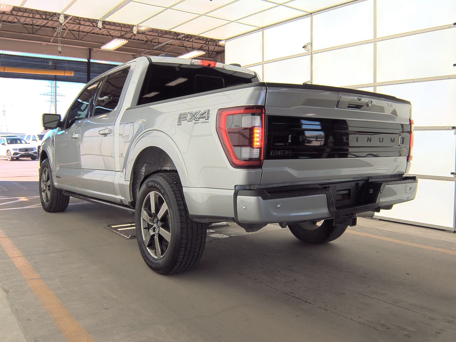 2022 Ford F-150 Hybrid Platinum AWD