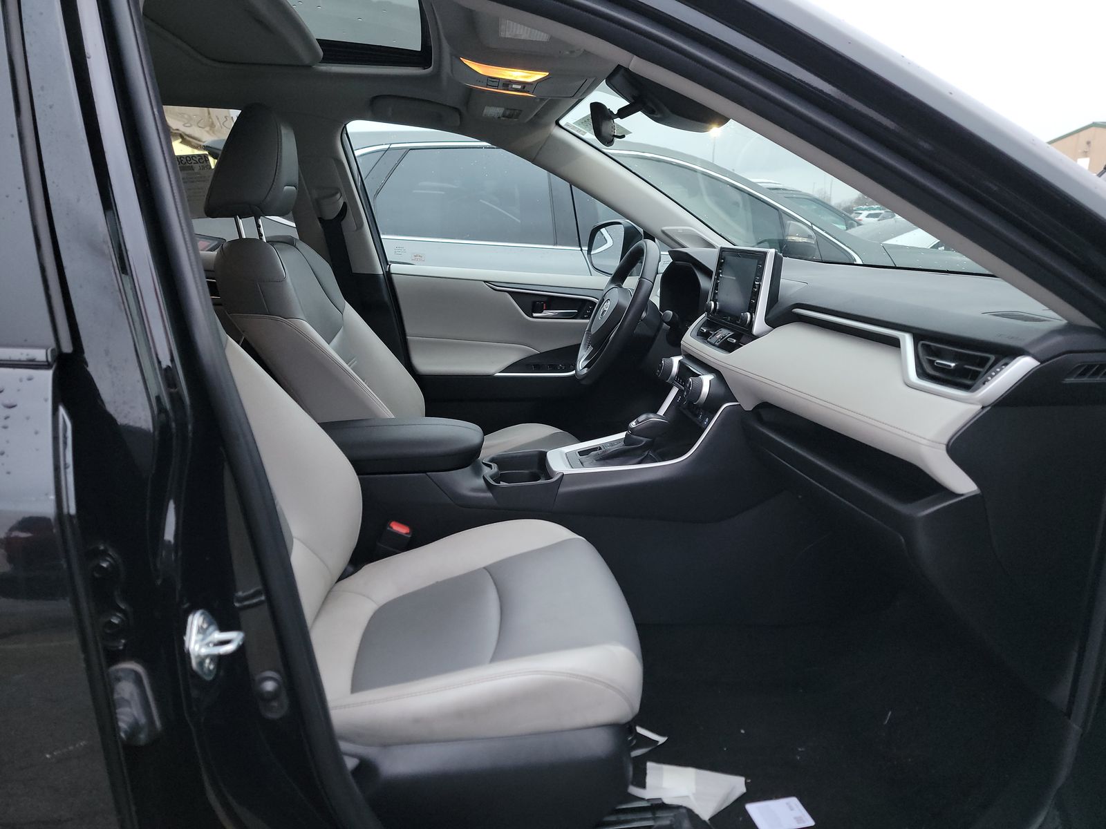 2021 Toyota RAV4 XLE Premium AWD