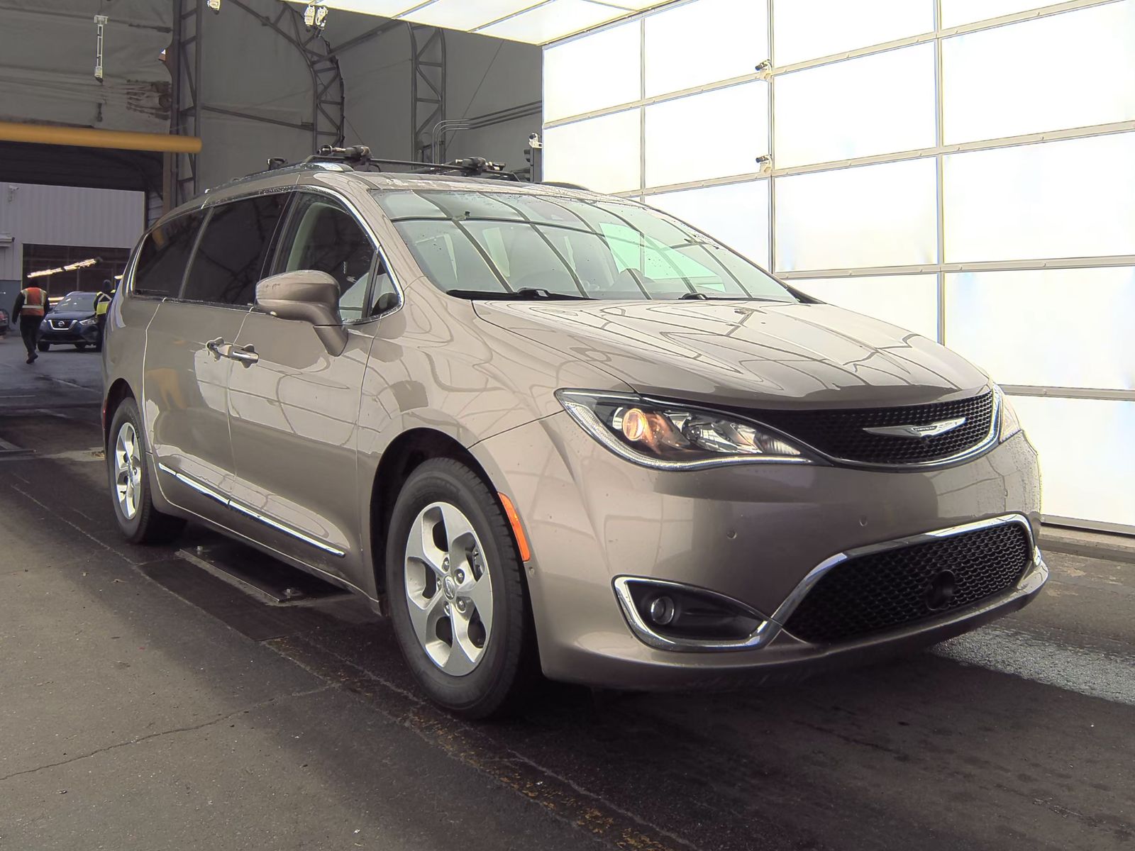 2017 Chrysler Pacifica Touring L Plus FWD