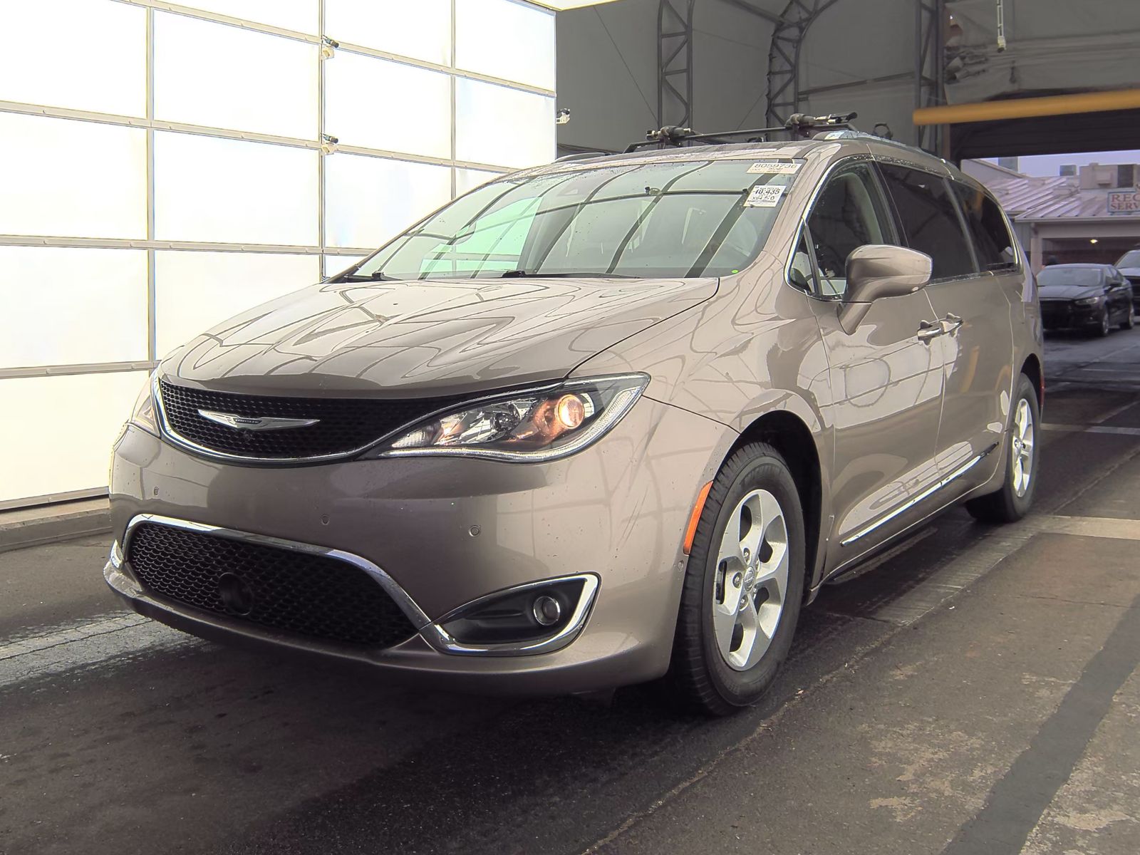 2017 Chrysler Pacifica Touring L Plus FWD