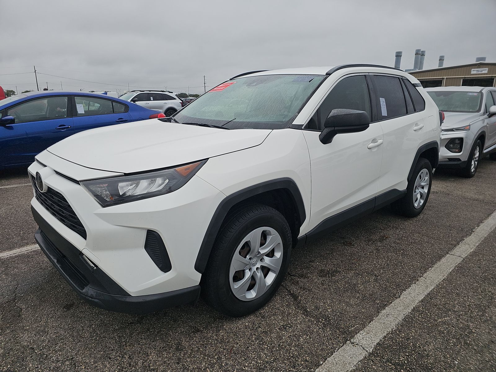 2020 Toyota RAV4 LE FWD