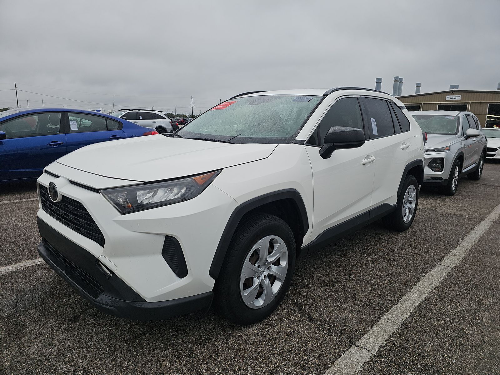 2020 Toyota RAV4 LE FWD