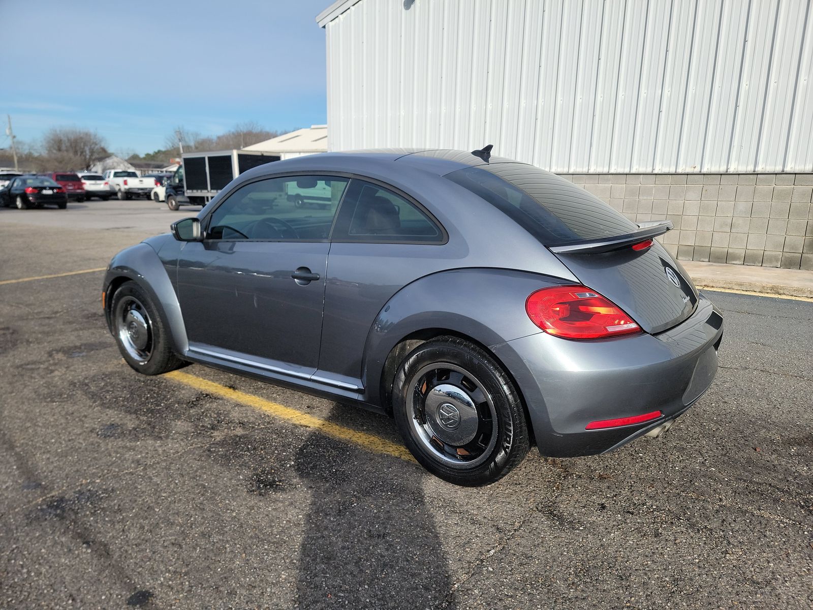 2016 Volkswagen Beetle 1.8T Classic FWD