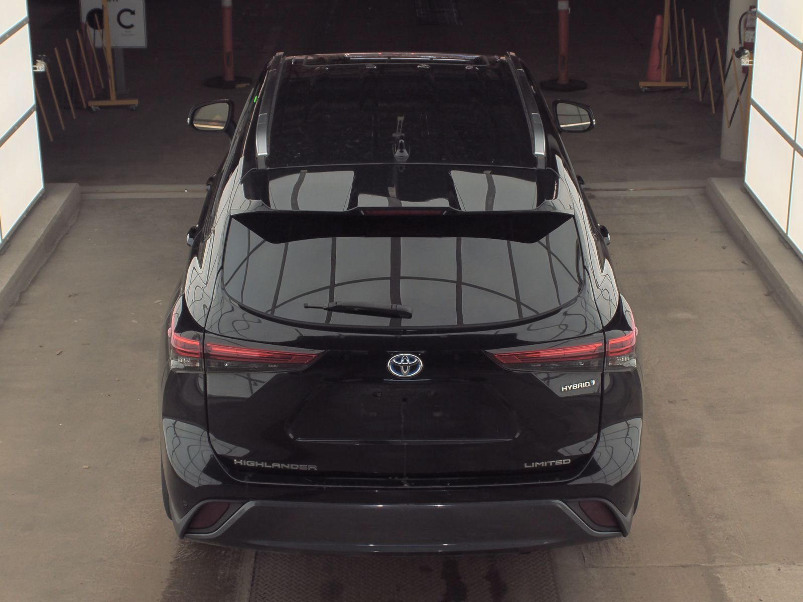 2022 Toyota Highlander Hybrid Limited AWD